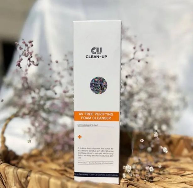 CUSKIN Clean-Up AV Free Purifying Foam Cleanser Очищуючий мус для чутливої проблемної шкіри CSKN3 фото