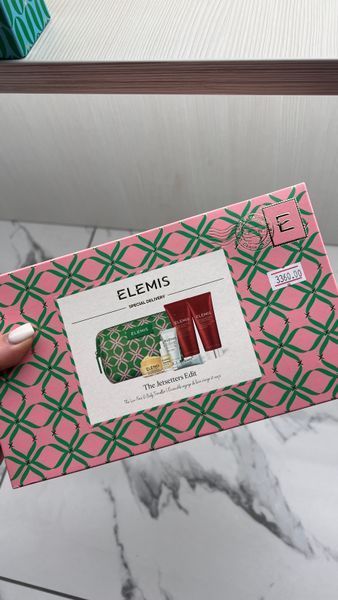 ELEMIS The Jetsetters Edit The Lux Face & Body Traveller Колекція бестселерів для обличчя та тіла у люкс косметичці ELMS34 фото