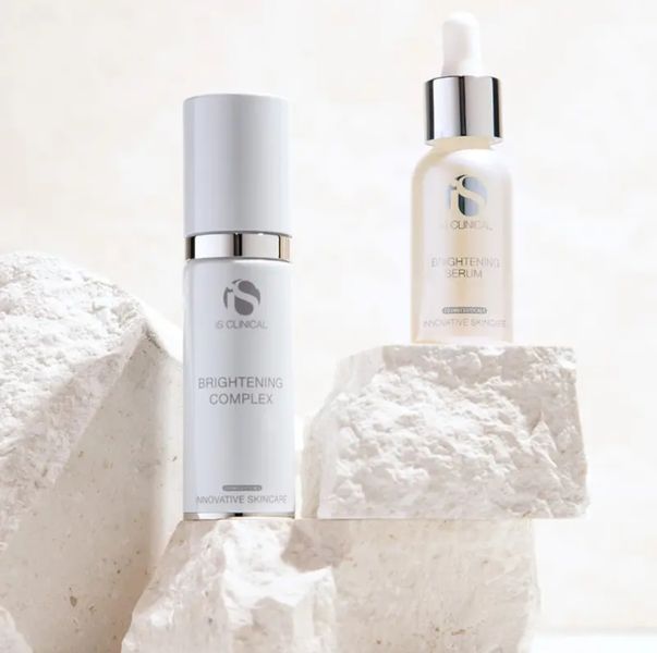 IS CLINICAL Brightening Serum - Освітлююча сироватка для обличчя ISC034 фото