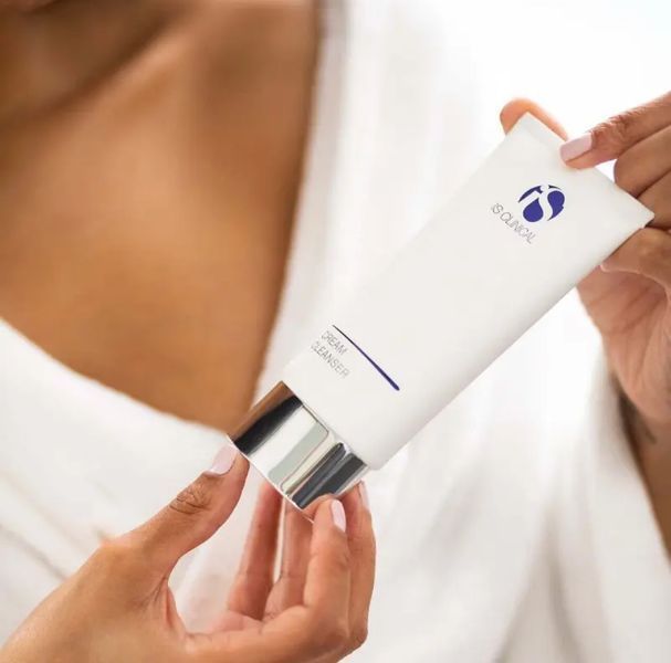 IS CLINICAL Cream Cleanser - Крем для очищення шкіри ISC015 фото